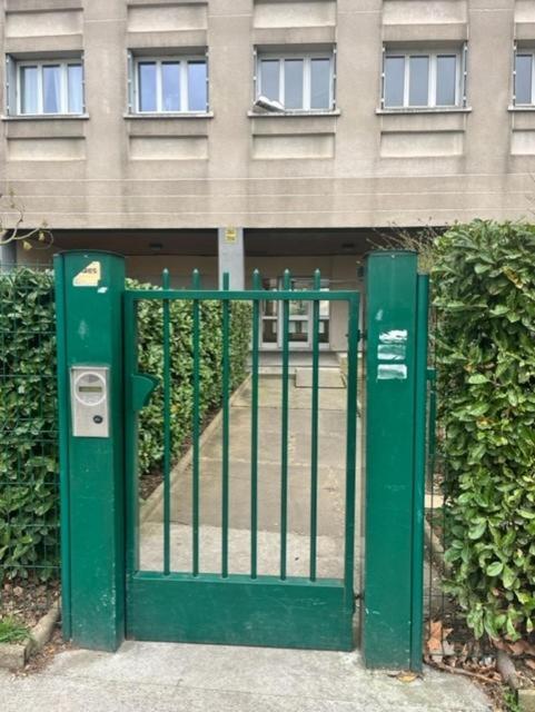 Privee Dans Un Partage * Villeurbanne